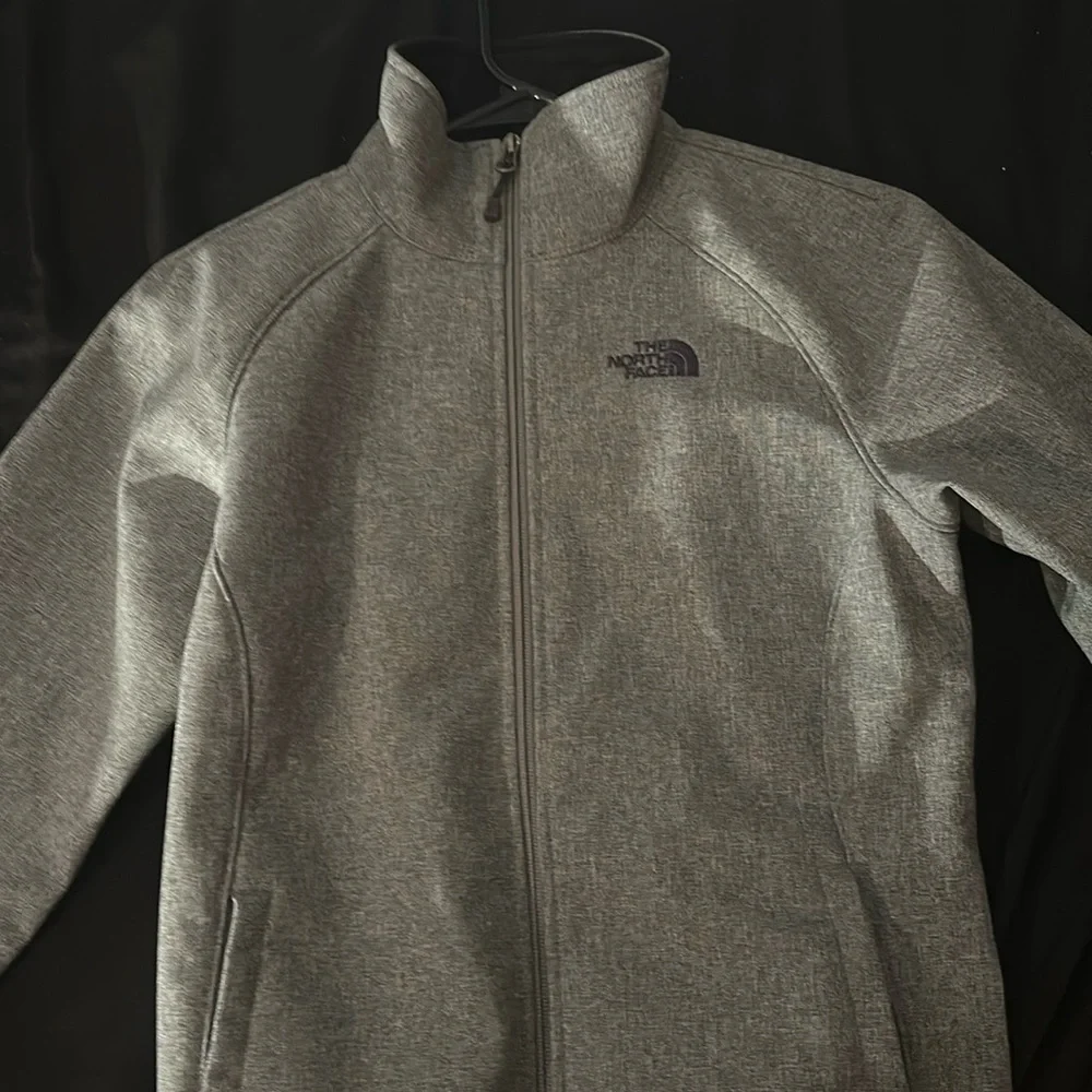 North face jacket - Picture 1 of 3